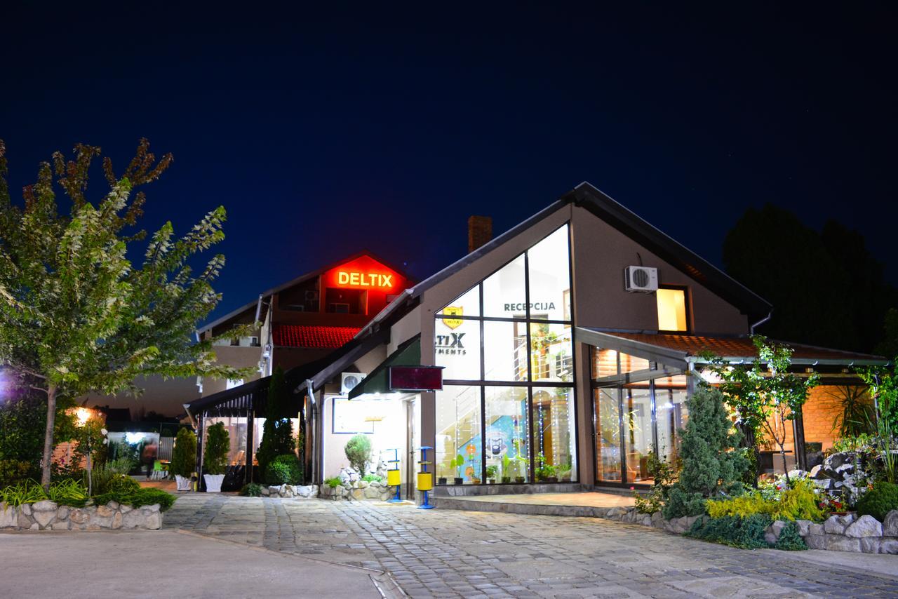 Deltix Apartments Vrsac Exteriör bild