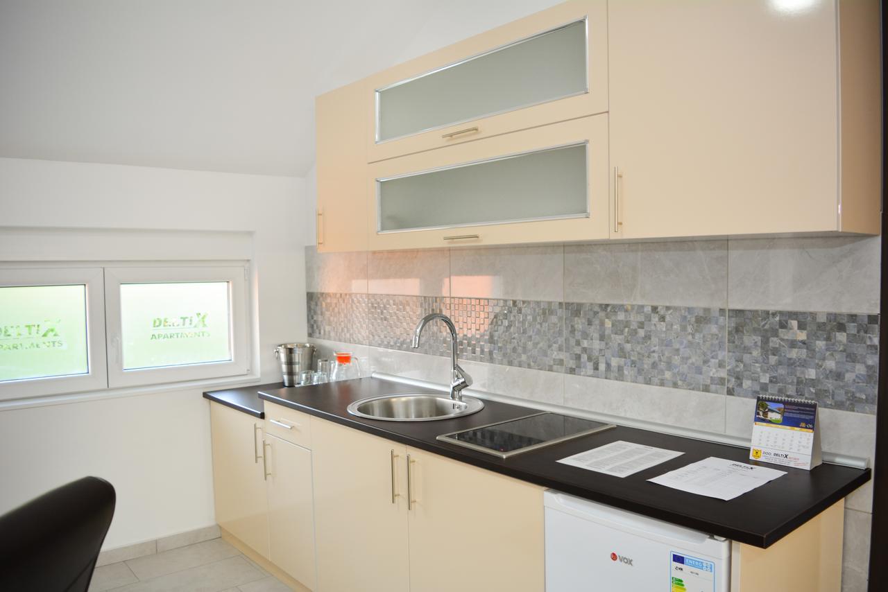 Deltix Apartments Vrsac Exteriör bild